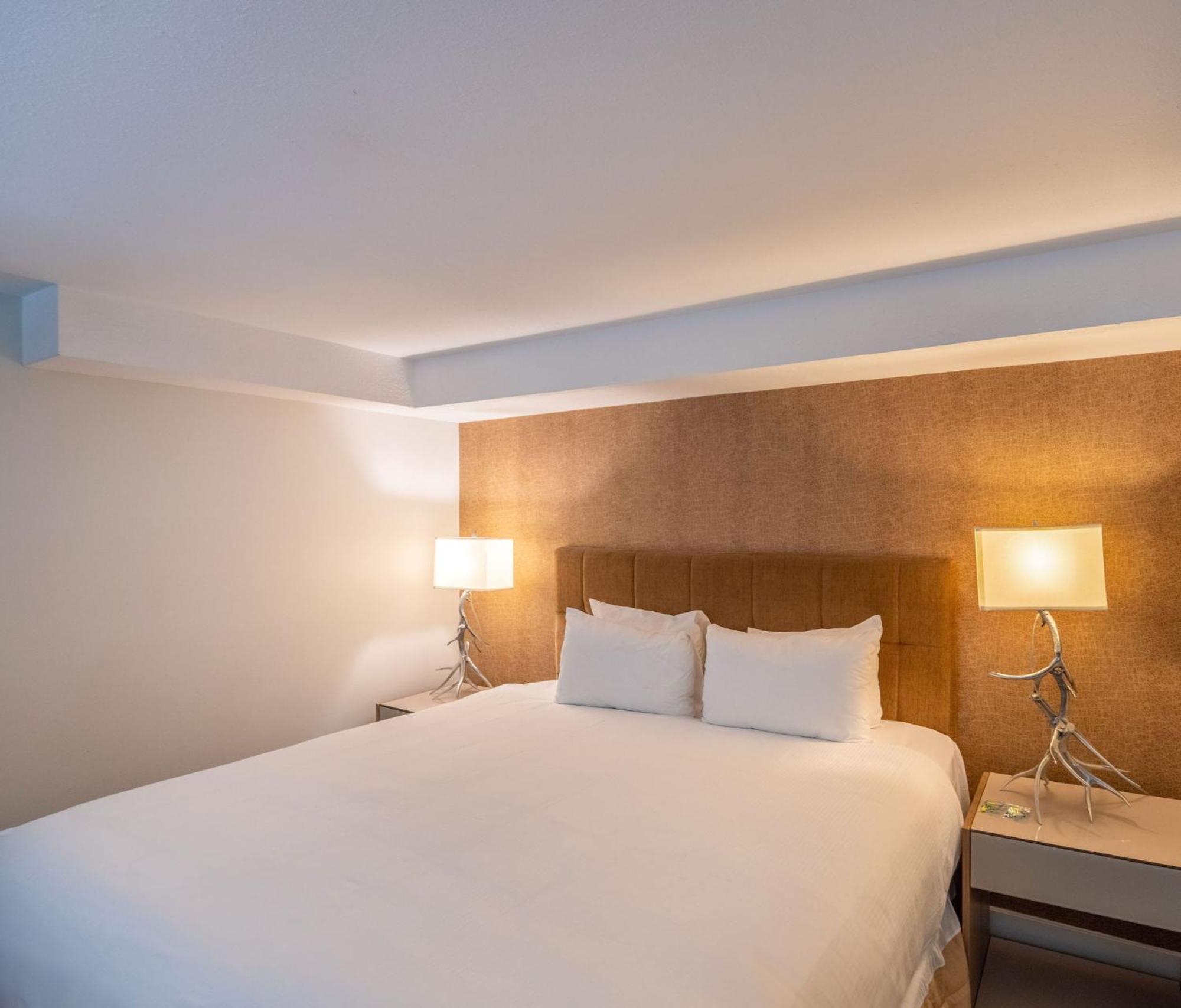 Executive Inn Whistler Exteriör bild